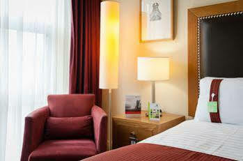 Hotel By Ihg 3*